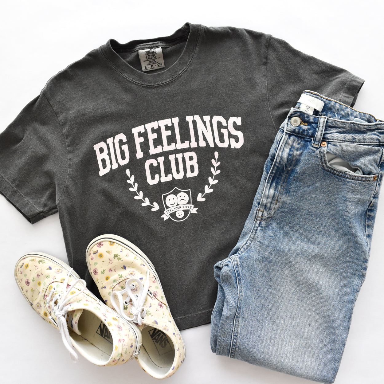 Big Feelings Club Cropped Tee (Pepper)