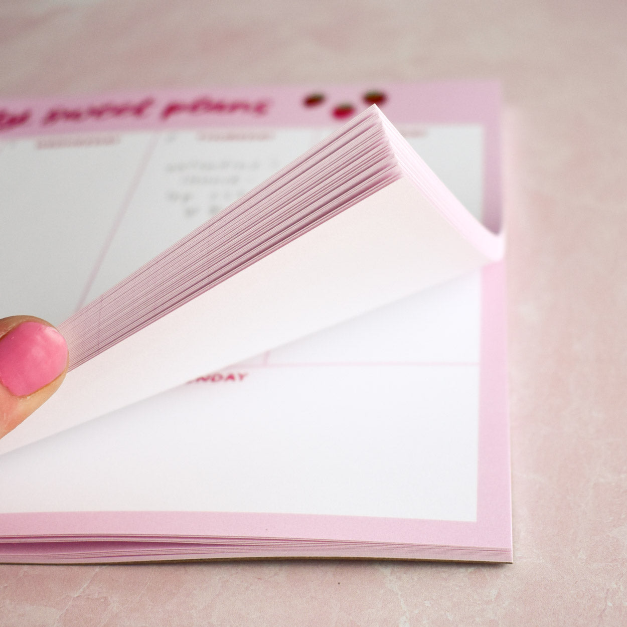 Berry Sweet Plans Weekly Notepad