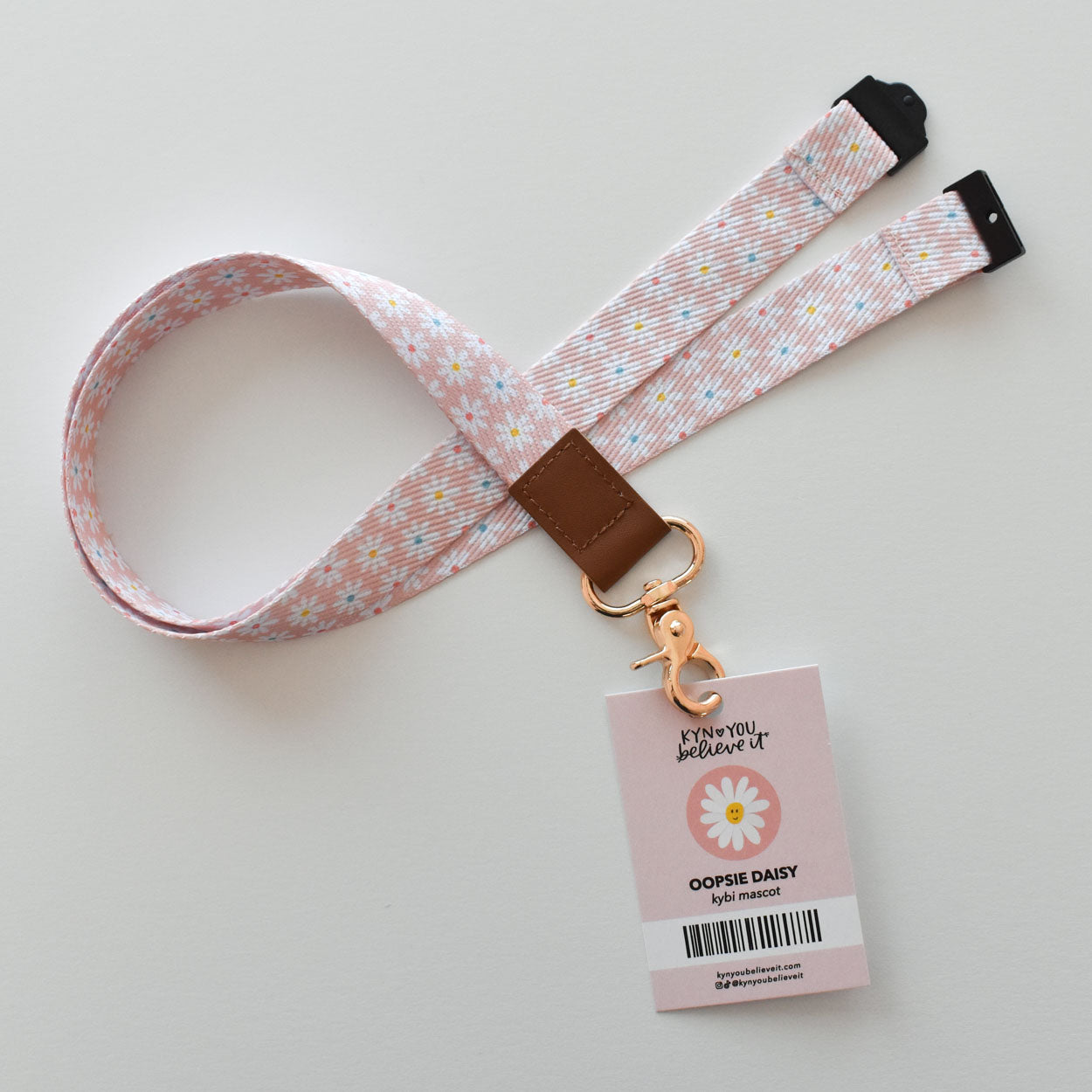 Stacked Daisy Pattern Lanyard