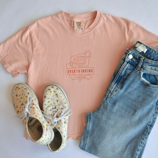 Overthinking Motel Sign Cropped Tee (Peach)